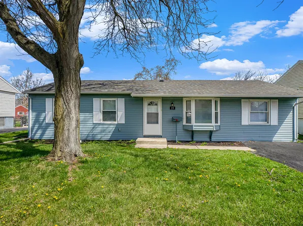 19 N Elm Ln, Glenwood, IL 60425