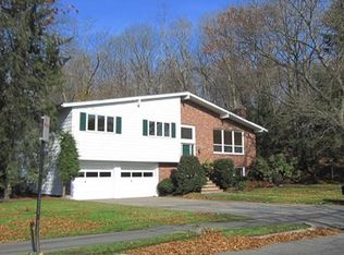 132 Brandeis Rd #000, Newton, MA 02459