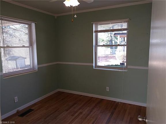 3rd image of 2303 E Morningside Dr