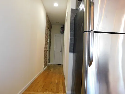 Rented by Compass | media 26