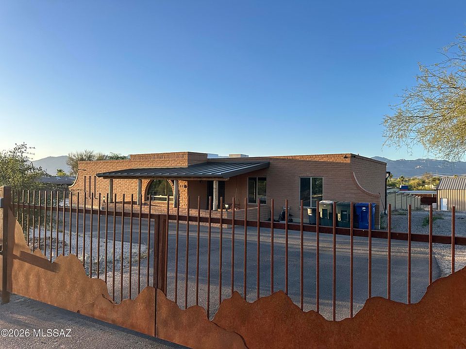 2nd image of 10645 E Calle Del Este