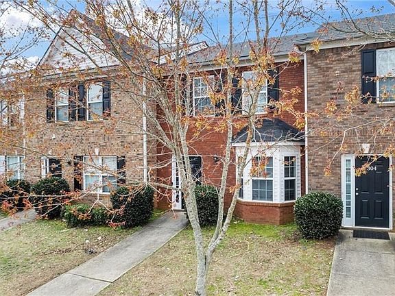3rd image of 7712 Autry Cir APT 305