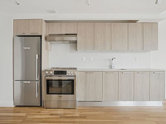 4th image of 189 Cooper St #5B