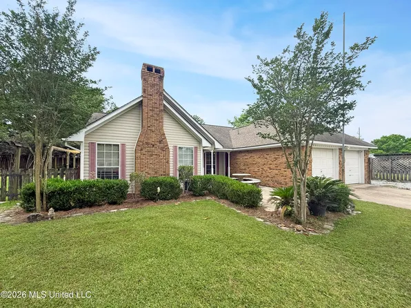 2 Chloe Ct, Long Beach, MS 39560