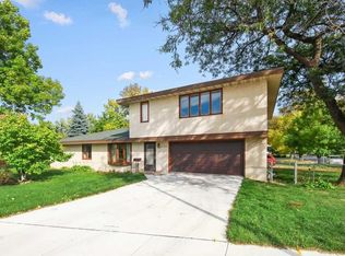 5100 Brooklyn Blvd, Brooklyn Center, MN 55429