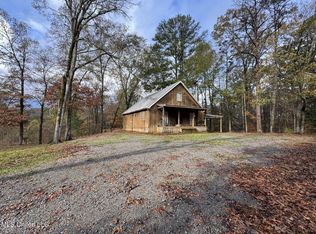 46 Stirling Rd, Natchez, MS 39120