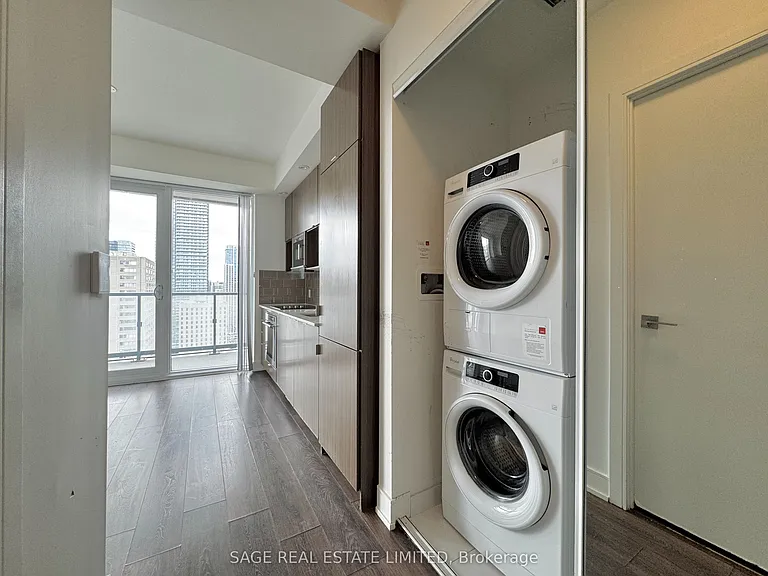 89 McGill St #2701 — Photo 4