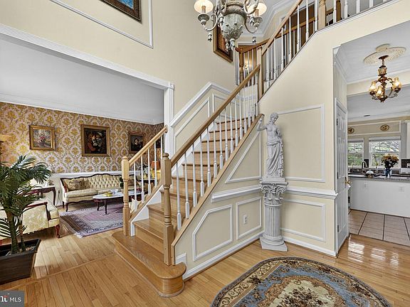 5th image of 47435 Courtney Ln