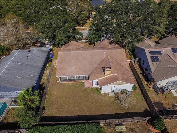 3rd image of 2556 Brimhollow Dr