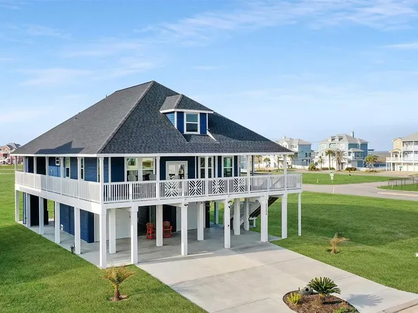 21206 Scissor Tail Ln, Galveston, TX 77554
