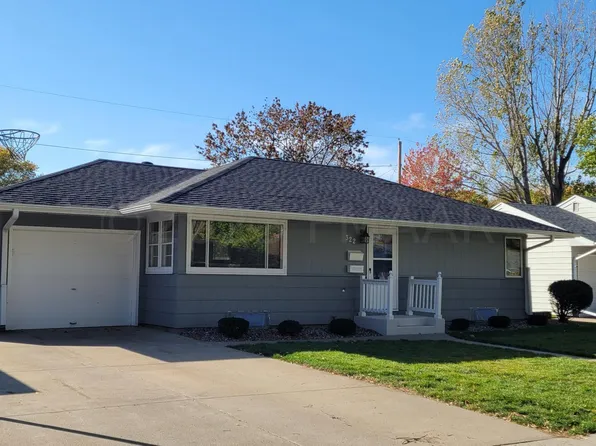 322 23rd Ave N, Fargo, ND 58102