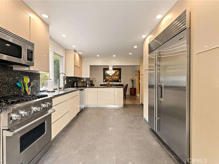 4007 Alta Mesa Studio Ctr — Photo 17