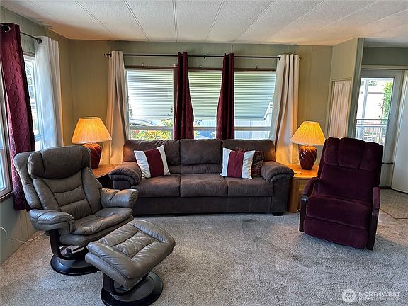 3rd image of 1106 Mountian Villa Loop