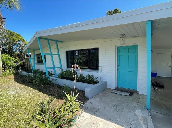 911 E 2nd Ave, New Smyrna Beach, FL 32169