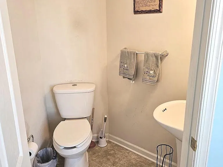 46 Desert Rose Way — Photo 9