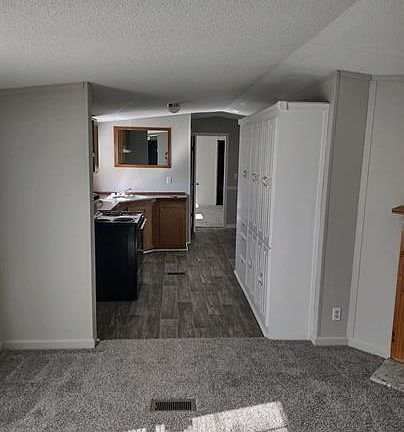 2nd image of 6835 Catchall Rd