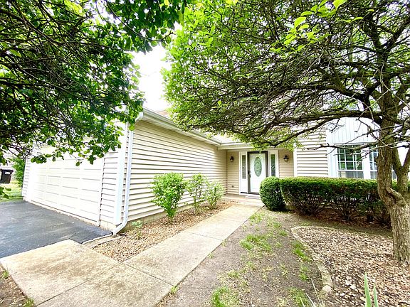 2nd image of 1170 Lismore Ct