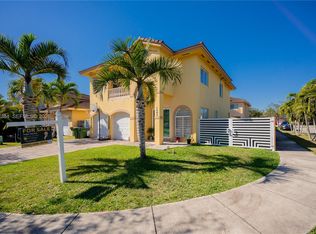 Villas At The Renaissance, Homestead, FL 33033