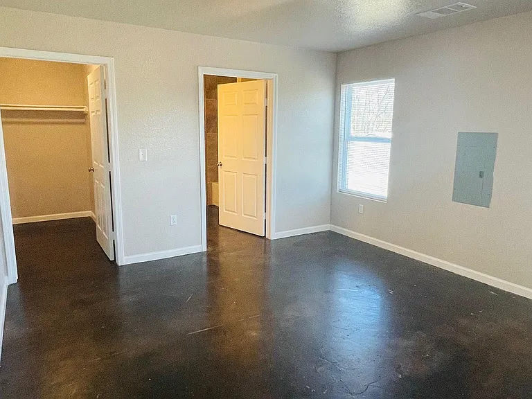 611 Gizelle St — Photo 7