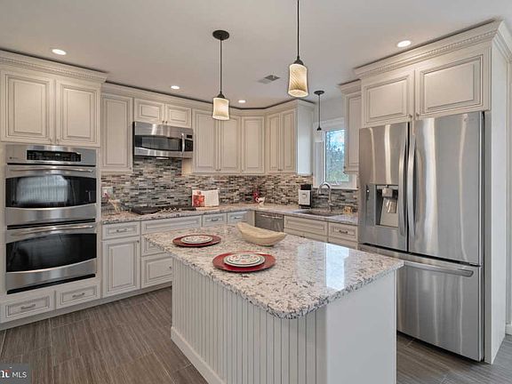 4th image of 12018 Sugarland Valley Dr