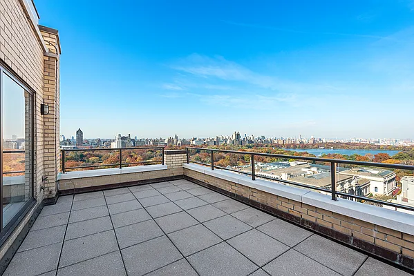 Rented by Corcoran | media 184