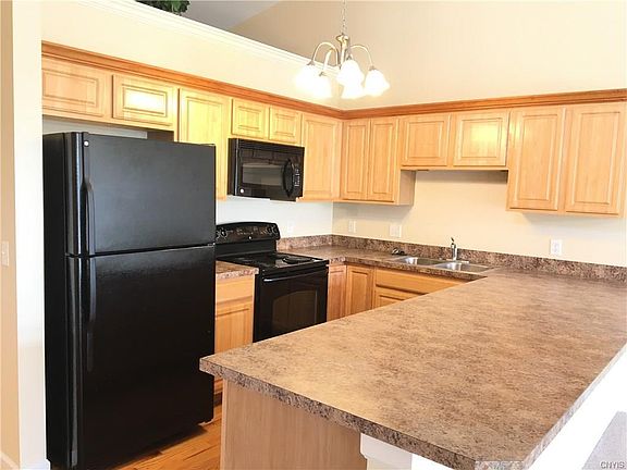 4th image of 5091 Minuteman Ln