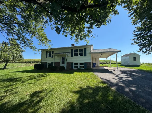 8325B Green Valley Rd, Union Bridge, MD 21791