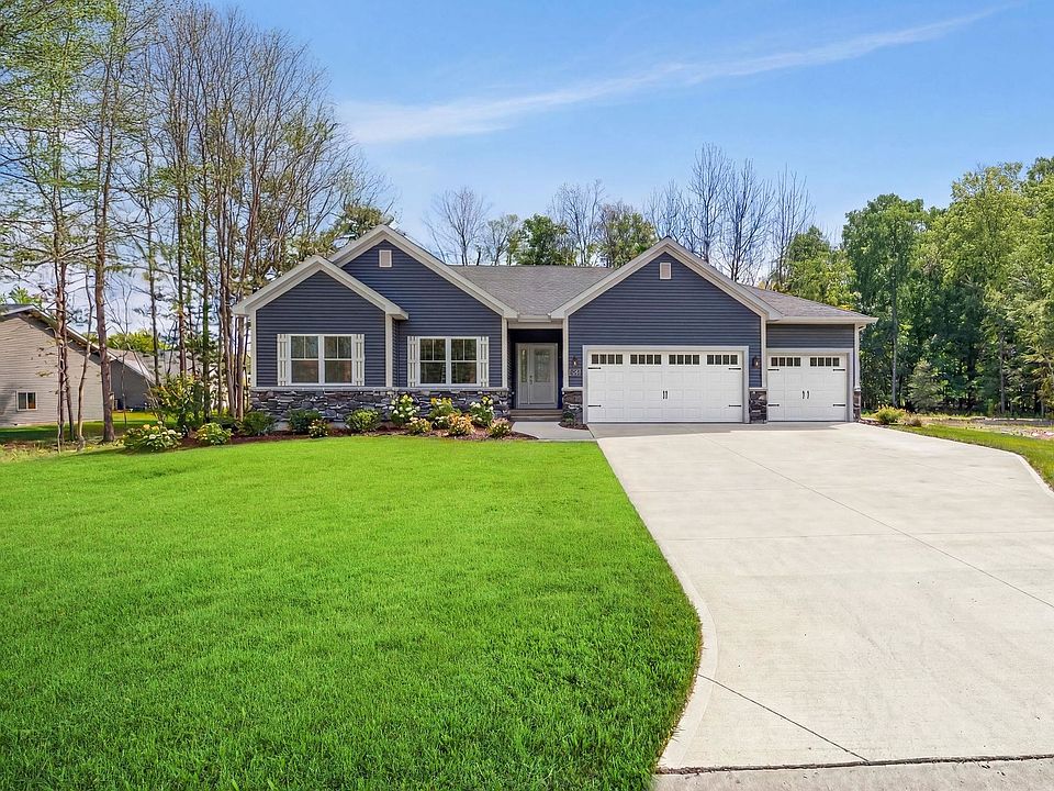1st image of 789 Kirkwood Cir