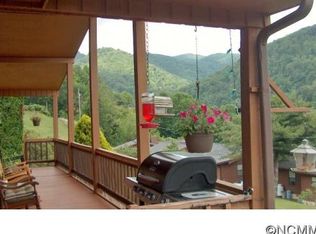 200 Holley Ln, Maggie Valley, NC 28751