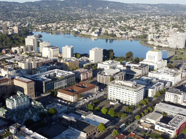 315 Hanover Ave APT 104, Oakland, CA 94606