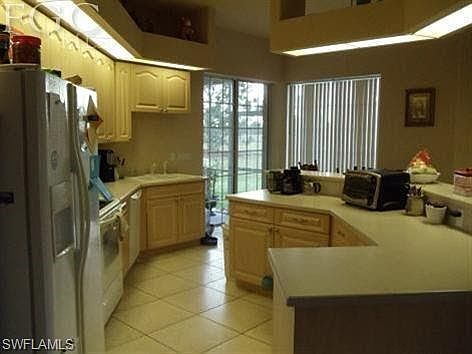 3rd image of 2626 NW 25th Ave