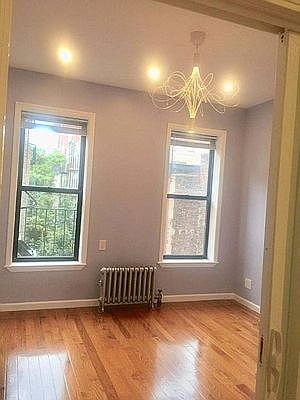 2nd image of 49 Catherine St APT 4D
