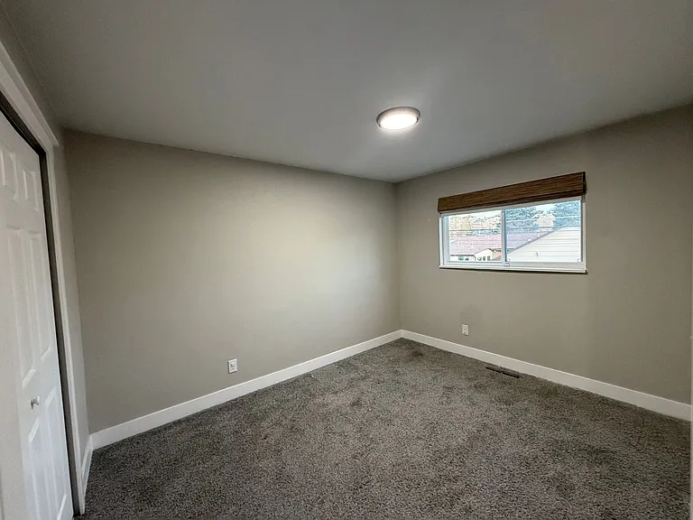1203 Chambers Dr — Photo 6