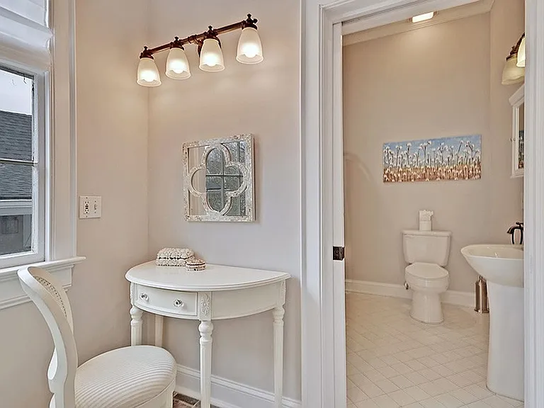 236 Rutledge Ave — Photo 23
