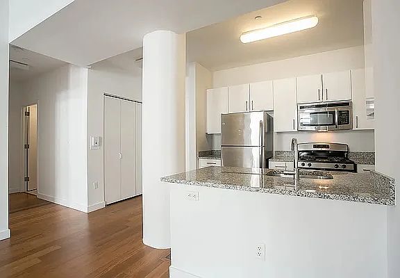 2nd image of 184 Kent Ave APT B602