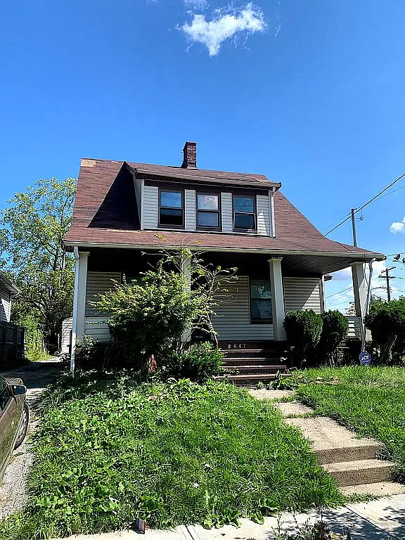 3647 E 106th St photo 1