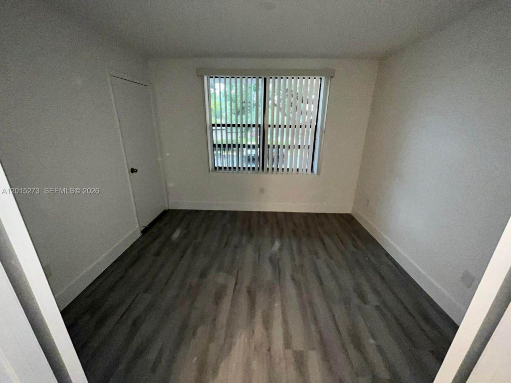 4561 W McNab Rd APT 17, photo 7