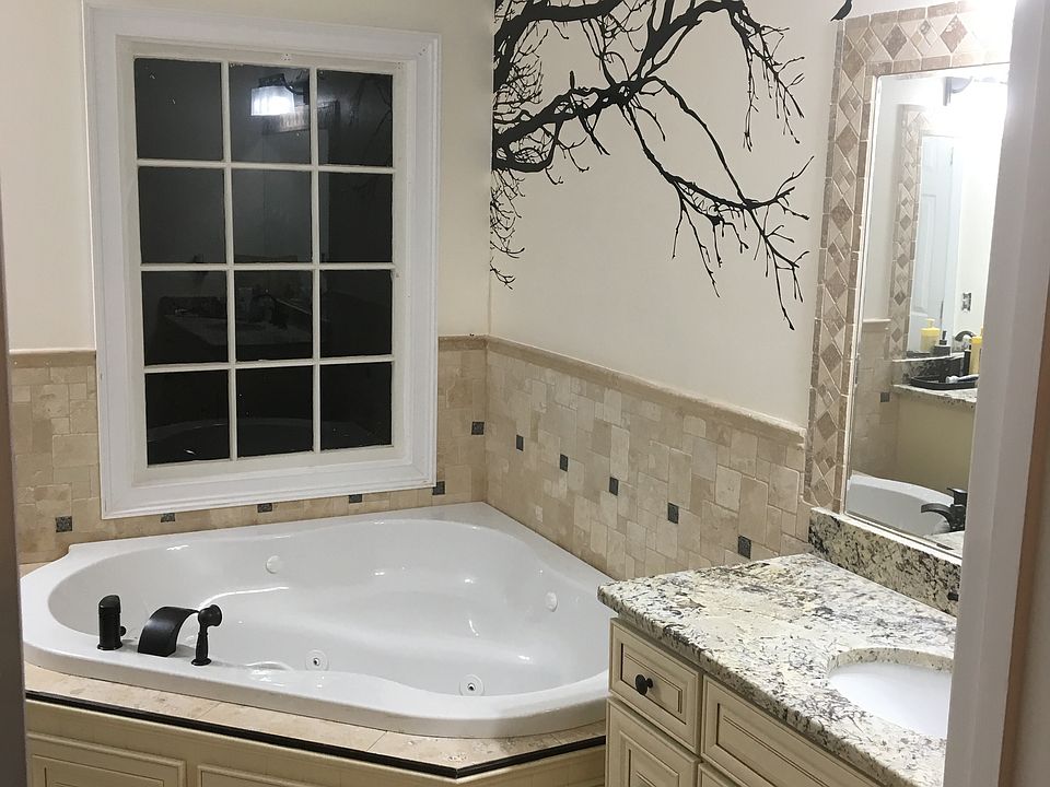2nd image of 906 Cherecobb Trc