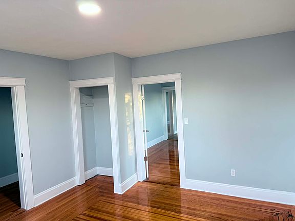 5th image of 133 Roosevelt St Floor 2
