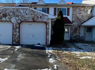 4488 Ernie Davis Cir, Philadelphia, PA 19154