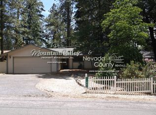 11847 Upper Circle Dr, Grass Valley, CA 95949