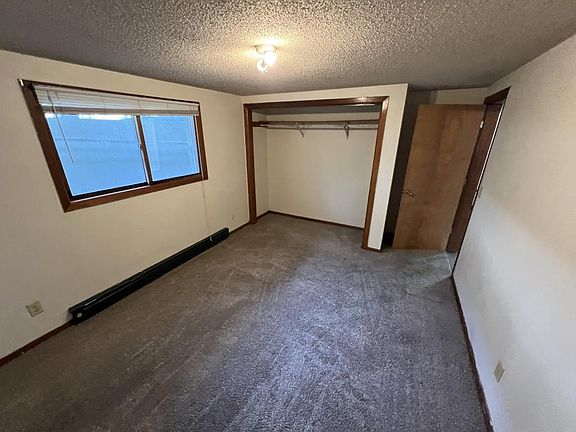 5th image of 727 9th St N