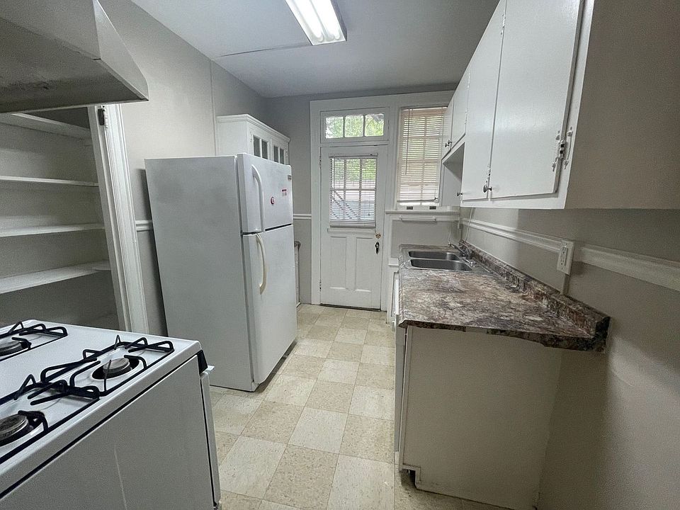 Winburn Court Apartments 203 S Tate St Greensboro NC Zillow