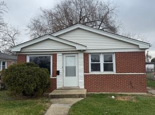 15137 7th Ave, Phoenix, IL 60426