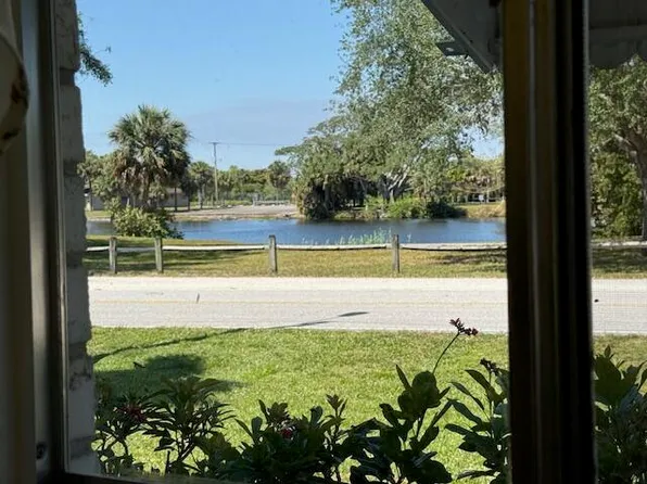2880 Lake Osborne Drive #101, Lake Worth Beach, FL 33461