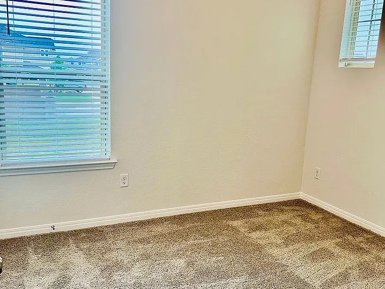 2203 Cowbird Path — Photo 7