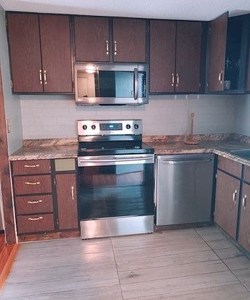 2nd image of 2106 Kanawha Blvd E APT 416