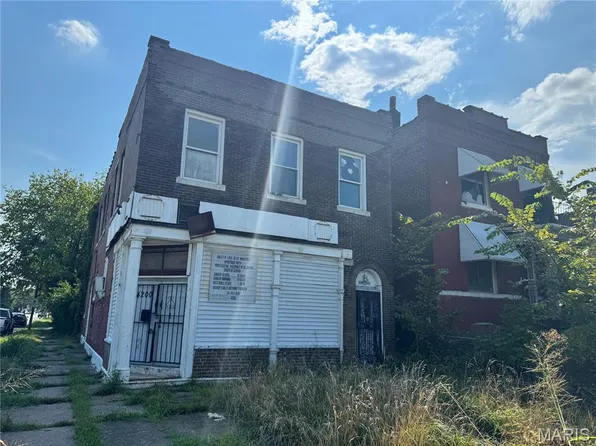 4200 E Labadie Ave, Saint Louis, MO 63115