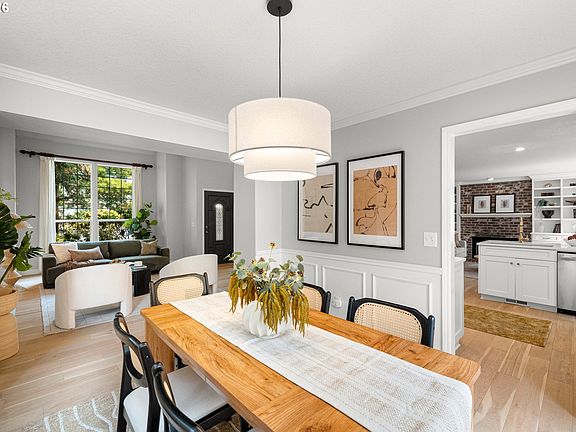 4th image of 5018 SW Orchard Ln