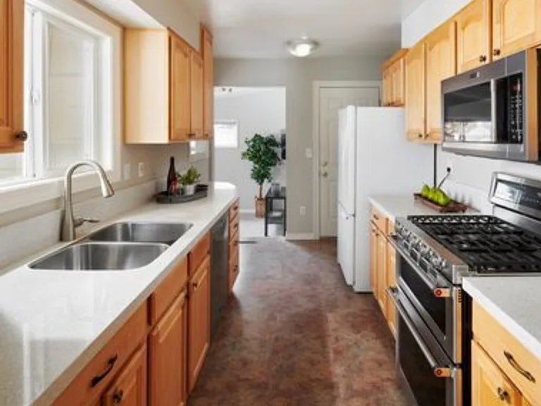 1825 SW Wellington Ave — Photo 7